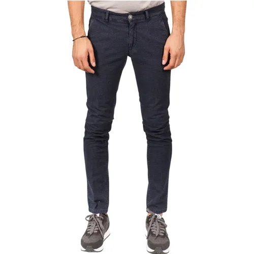 Slim-fit Jeans , male, Sizes: W32 - Alessandro Dell'Acqua - Modalova
