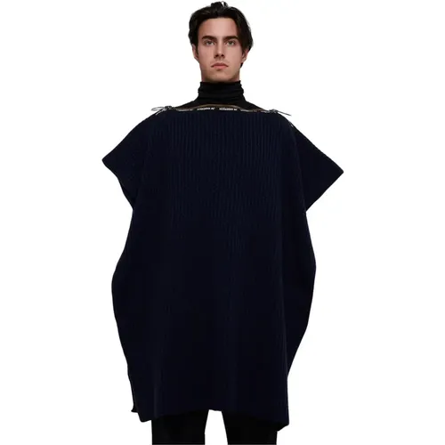 Capes, male, , Size: ONE SIZE Wool Poncho by Swan X J.W.Anderson - A.p.c. - Modalova