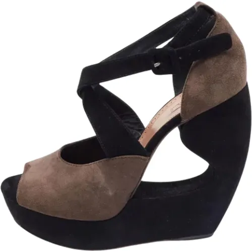 Pre-owned Suede sandals , female, Sizes: 6 UK - Alaïa Pre-owned - Modalova