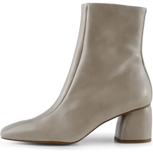 Frida Leather Boot Square Toe Heel , female, Sizes: 5 UK - Shoe the Bear - Modalova