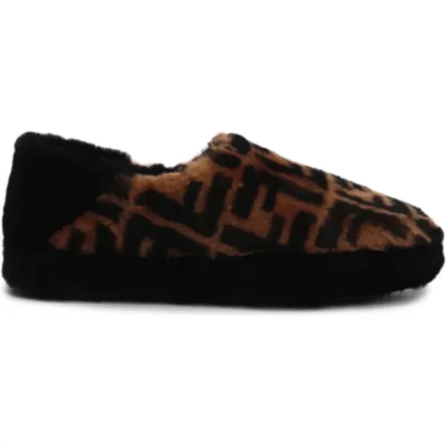 Slippers, male, , Size: 9 US Luxury Fur Slippers - Fendi - Modalova