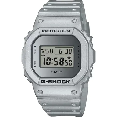 Forgotten Future Quartz Watch , male, Sizes: ONE SIZE - Casio - Modalova