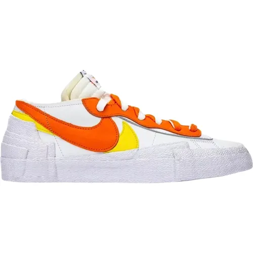 Limited Edition Blazer Low Sacai , male, Sizes: 7 UK, 2 1/2 UK, 8 UK, 11 1/2 UK, 6 UK, 10 1/2 UK, 3 1/2 UK, 9 UK, 4 UK, 14 1/2 UK, 15 1/2 UK, 10 UK, 1 - Nike - Modalova