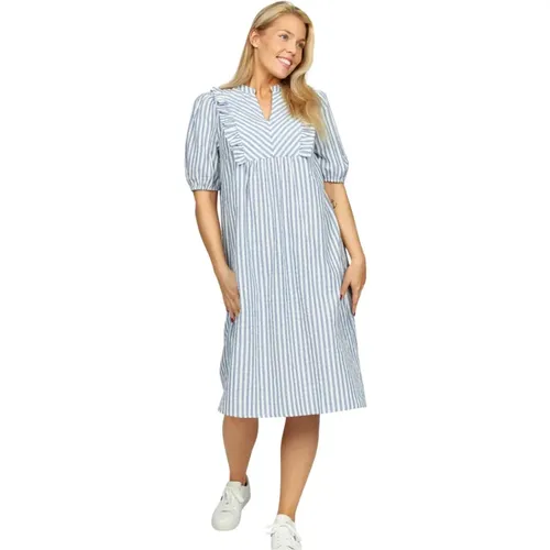 Blaues Kleid Iben.Sp24 mit Rüschen-Details , Damen, Größe: XL - 2-Biz - Modalova