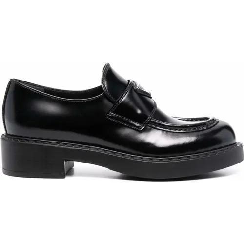 Flache Schwarze Schuhe Eleganter Stil - Prada - Modalova