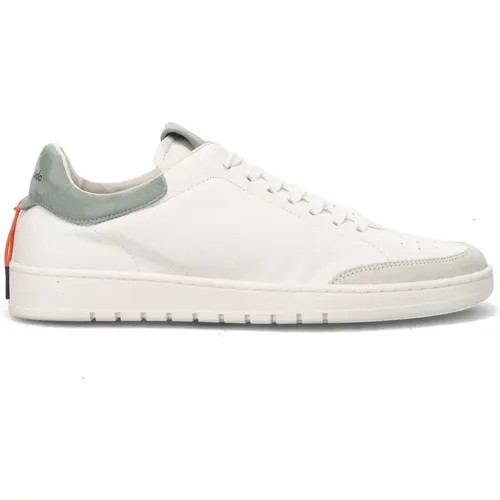 Sneakers for Versatile Comfort , male, Sizes: 6 UK - Barracuda - Modalova