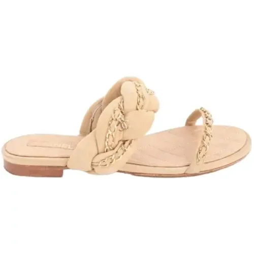 Pre-owned Flats, female, , Size: 6 US Pre-owned Suede sandals - Chanel Vintage - Modalova