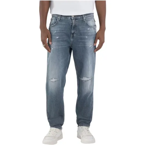 Straight Jeans, male, , Size: W32 L30 Classic Straight Fit Denim Jeans - Replay - Modalova