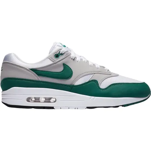 Limitierte Auflage Grün Air Max 1 , Herren, Größe: 38 1/2 EU - Nike - Modalova