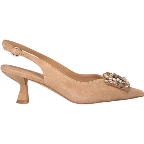 Square Brooch Heel Shoe , female, Sizes: 7 UK, 9 UK, 5 UK - Alma en Pena - Modalova
