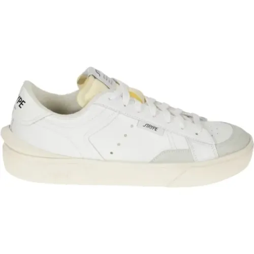 Low Top Sneakers , female, Sizes: 3 UK, 7 UK, 4 UK, 5 UK, 6 UK - Strype - Modalova