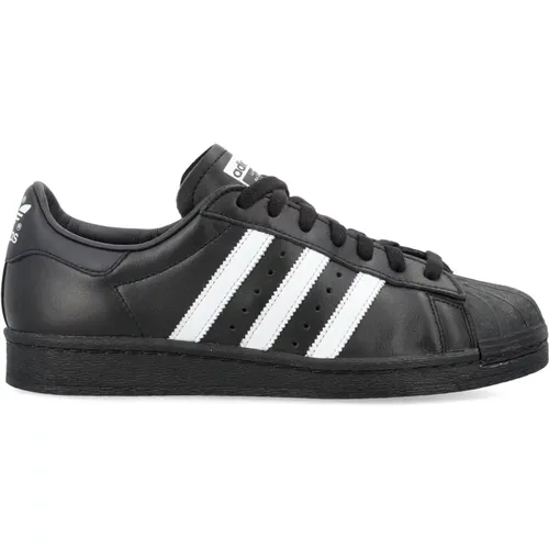 Sneakers, male, , Size: 9 1/2 US Classic Sneaker Superstar 82 - Adidas - Modalova