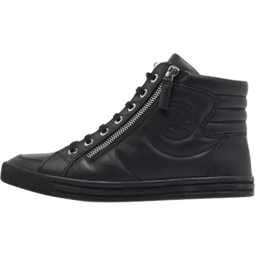 Pre-owned Leather sneakers , female, Sizes: 3 1/2 UK - Chanel Vintage - Modalova