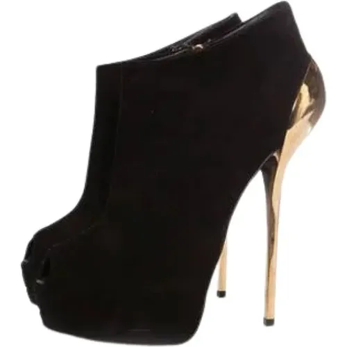 Pre-owned Suede heels , female, Sizes: 6 UK - Giuseppe Zanotti Pre-owned - Modalova