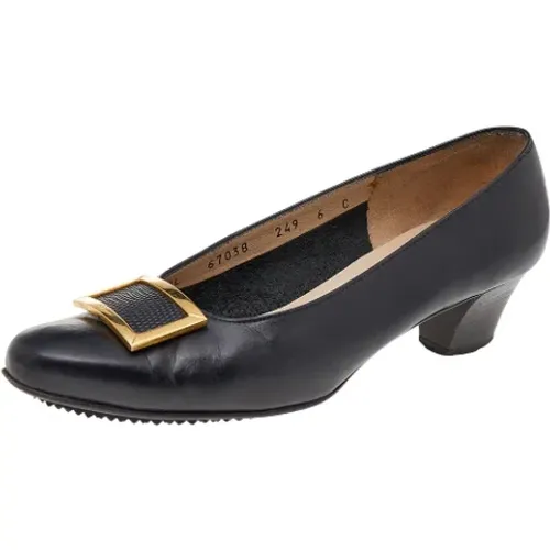 Pre-owned Pumps, female, , Size: 6 1/2 US Pre-owned Leather heels - Salvatore Ferragamo Pre-owned - Modalova