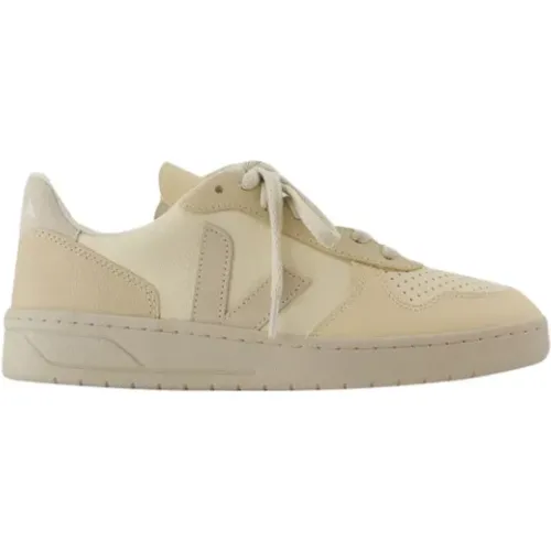 Leather sneakers , female, Sizes: 3 UK - Veja - Modalova