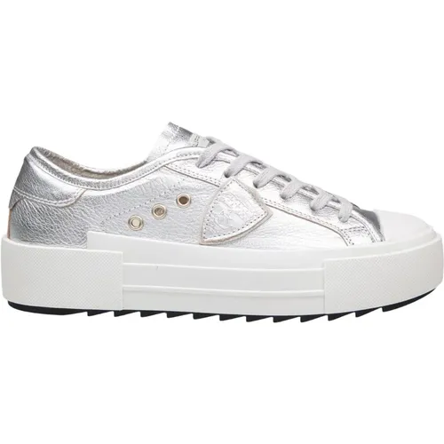 Silver Low Sneakers with Golden Eyelets , female, Sizes: 5 UK, 3 UK, 6 UK, 4 UK - Philippe Model - Modalova