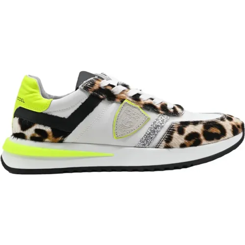 Sneakers, male, , Size: 3 US Leopard Print Low Top Sneakers - Philippe Model - Modalova