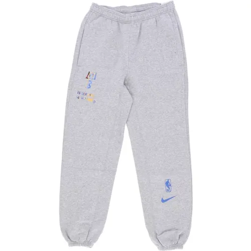 Sweatpants, male, , Size: XL City Edition Fleece Tracksuit Pants - Nike - Modalova