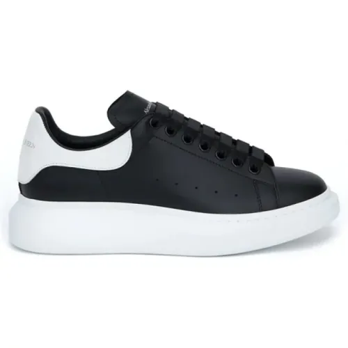 Minimal Chunky Sole Sneakers , male, Sizes: 6 UK - alexander mcqueen - Modalova