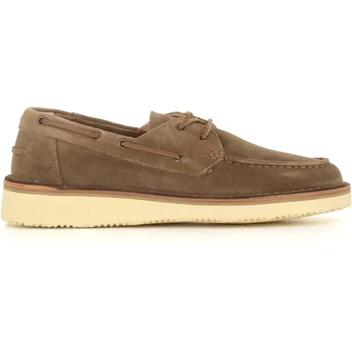 Sailor Shoes, male, , Size: 7 US Handcrafted Smoke Suede Boat Moccasins - Astorflex - Modalova
