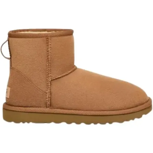 Classic Mini II Boots , female, Sizes: 5 UK, 7 UK, 6 UK, 4 UK - Ugg - Modalova