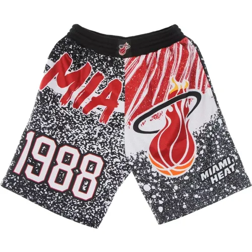 Sportswear, male, , Size: XL Miami Heat Sublimated Basketball Shorts - Mitchell & Ness - Modalova