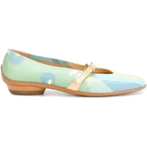 Pre-owned Flats, female, , Size: 6 1/2 US Pre-owned Silk flats - Salvatore Ferragamo Pre-owned - Modalova