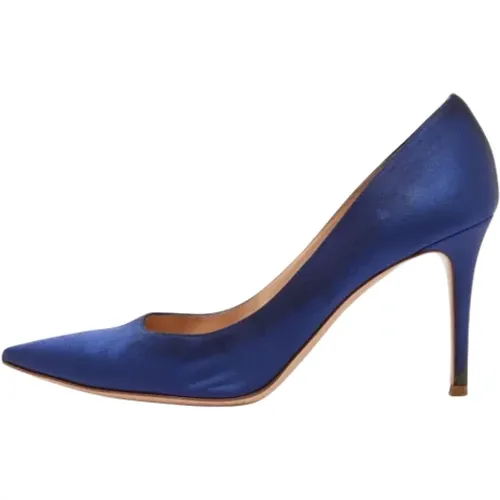 Pre-owned Pumps, female, , Size: 12 US Pre-owned Satin heels - Gianvito Rossi Pre-owned - Modalova