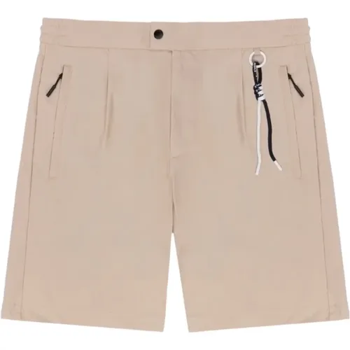 Casual Shorts, male, , Size: M Stylish Bermuda Shorts - People of Shibuya - Modalova