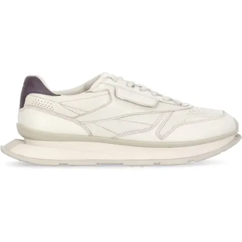 Ivory Leather Sneakers Round Toe , male, Sizes: 10 UK, 5 UK, 6 UK, 8 1/2 UK, 7 UK, 8 UK, 9 UK - Reebok - Modalova