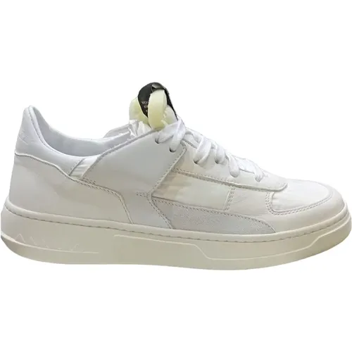 Low Invisible Sneakers , male, Sizes: 10 UK, 7 UK, 8 UK, 9 UK, 6 UK - RUN OF - Modalova