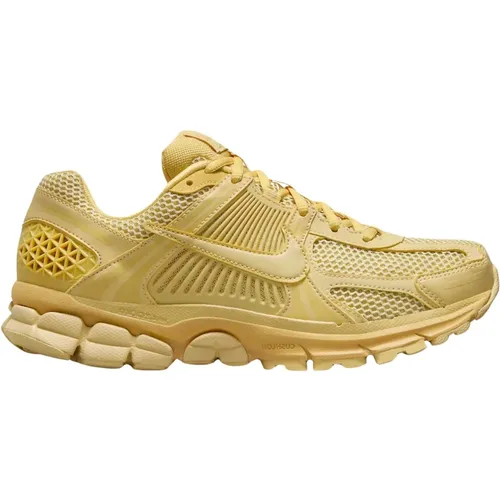Limitierte Auflage Saturn Gold Sneakers , Herren, Größe: 37 1/2 EU - Nike - Modalova