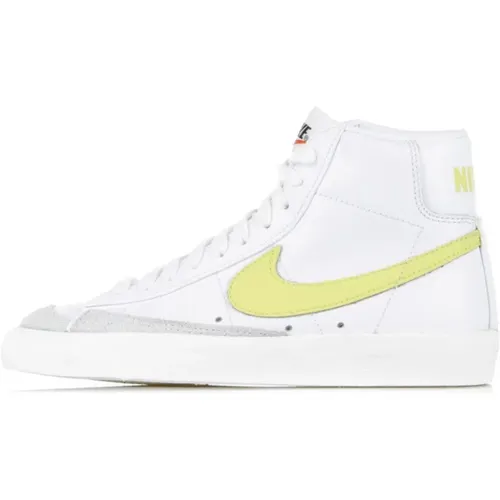 Vintage High Top Sneakers in /Yellow , male, Sizes: 2 1/2 UK, 1 1/2 UK - Nike - Modalova