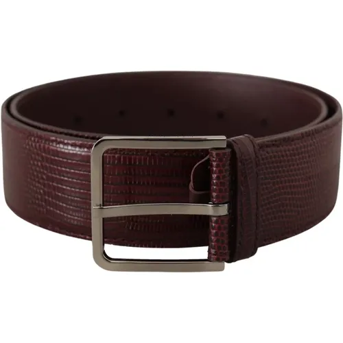 Elegant Maroon Leather Belt with Engraved Buckle , male, Sizes: 70 CM - Dolce & Gabbana - Modalova