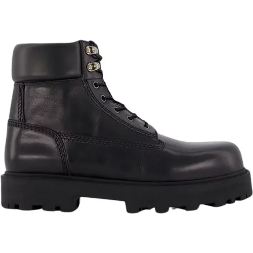 Show Logo-Debossed Leather Boots , male, Sizes: 9 UK, 8 UK, 6 UK - Givenchy - Modalova