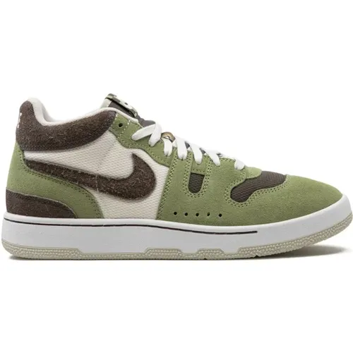 Oil Sneakers Stylish Model , male, Sizes: 8 1/2 UK, 8 UK, 10 UK - Nike - Modalova