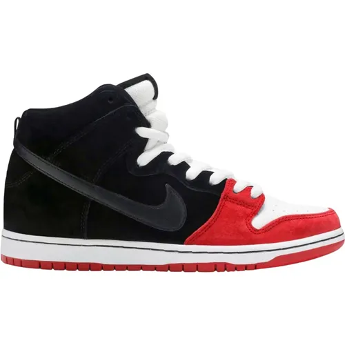 Limited Edition High Uprise Skateboard Dunk , male, Sizes: 10 1/2 UK, 9 UK, 6 1/2 UK, 13 1/2 UK, 7 UK, 12 UK, 11 UK, 10 UK - Nike - Modalova