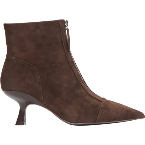 Women's Dark Velour Ankle Boots with a Low Stiletto Heel Er00115883 , female, Sizes: 4 UK, 2 UK, 3 UK, 5 UK, 6 UK - Estro - Modalova