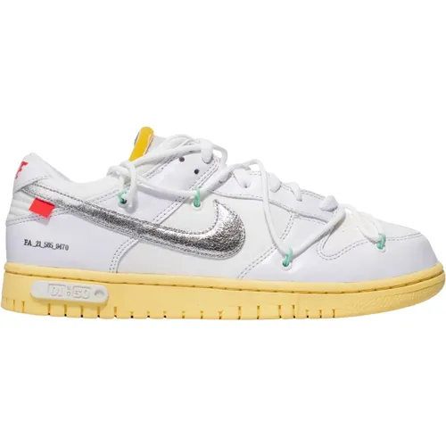 Off- Dunk Low Limited Edition , male, Sizes: 8 UK, 11 1/2 UK, 2 UK, 3 1/2 UK, 6 UK, 7 UK, 15 1/2 UK, 1 1/2 UK, 9 UK, 13 1/2 UK, 4 UK, 11 UK, 2 1/2 UK, - Nike - Modalova