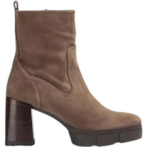 Kinton Absatzstiefel in Taupe Wildleder - Unisa - Modalova