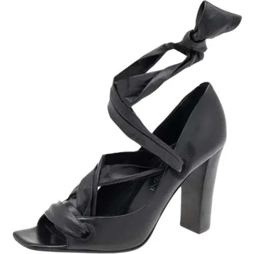 Pre-owned Pumps, female, , Size: 7 1/2 US Pre-owned Leather heels - Yves Saint Laurent Vintage - Modalova