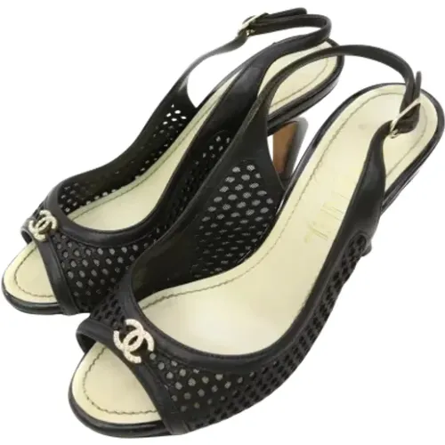 Pre-owned Sandals, female, , Size: 4 US Vintage Leather Sandals - Good Condition - Chanel Vintage - Modalova