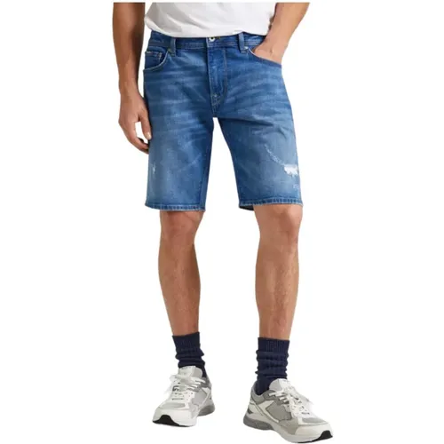 Denim Shorts, male, , Size: W32 Denim Bermuda Shorts with Classic Design - Pepe Jeans - Modalova