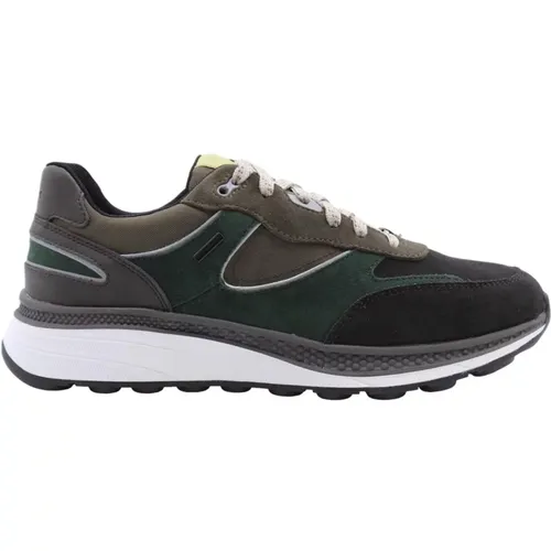 Stylish Sneaker Liquer for Men and Women , male, Sizes: 11 UK, 8 UK, 7 UK, 10 UK, 9 UK - Geox - Modalova