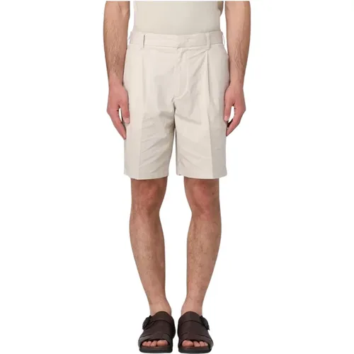 Short Shorts, male, , Size: M Pleated Cotton Shorts - Emporio Armani - Modalova