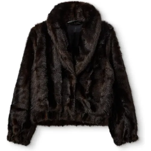 Faux Fur & Shearling Jackets, female, , Size: M Faux Fur Statement Coat - The Garment - Modalova