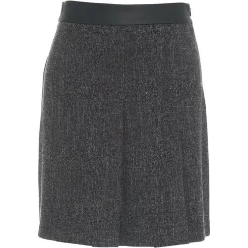 Mini Skirt with Pleats , female, Sizes: XS, M, S - Kaos - Modalova