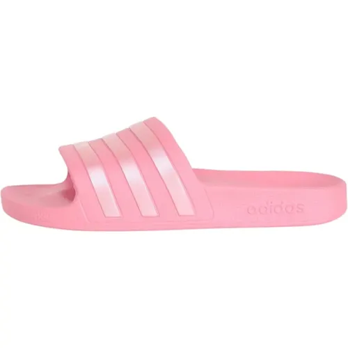 Rosa Aqua Slides Frauen Rutschige Oberflächen - Adidas - Modalova