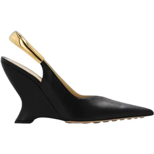 Pumps, female, , Size: 7 1/2 US Pump Pointed Toe Shoes - Bottega Veneta - Modalova